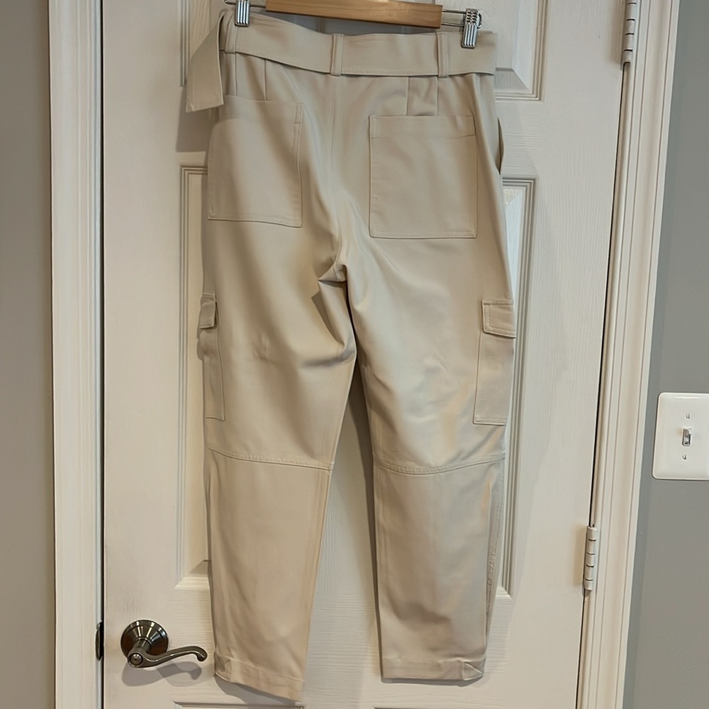Banana Republic size 2 Women’s cargo dress pants - Picture 2 of 3